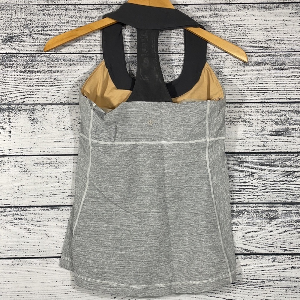 Lululemon Athletica Racerback Workout Gym Tank Top - Picture 3 of 4